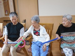  ���z�Ԍ����A�������N���G�[�V����